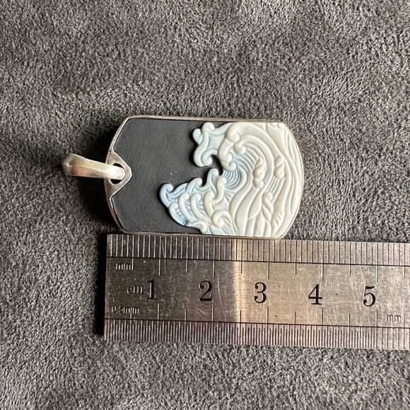 David Yurman Waves Dog Tag Pendant with White Agate - Picture 12 of 13